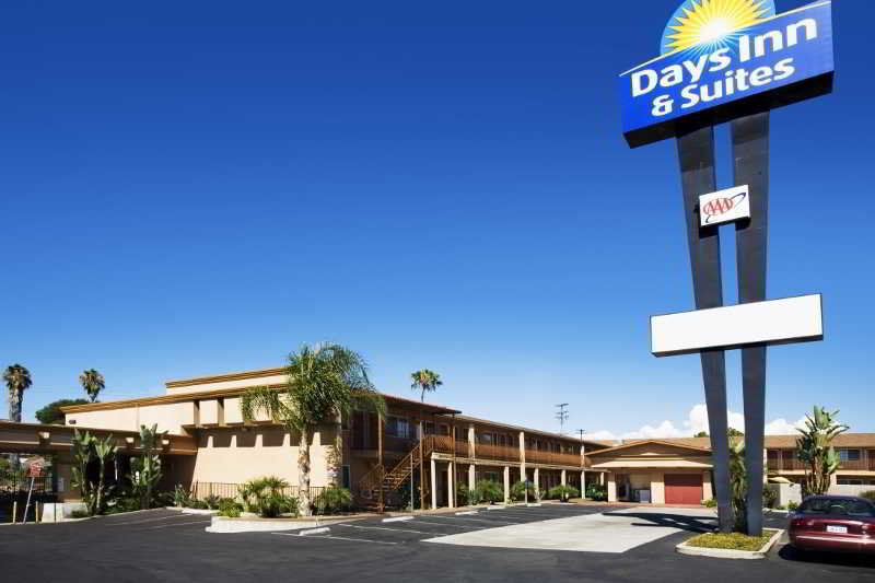 Days Inn By Wyndham San Diego-East/El Cajon Bagian luar foto